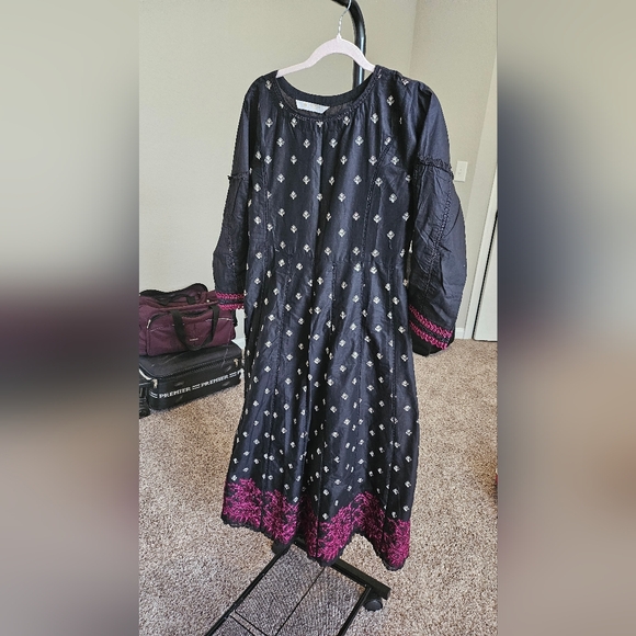 Pakistani Dress from Xenia formals - Picture 4 of 8